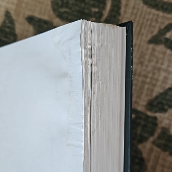 Essential Oils Desk Reference Book 3rd Edition - Picture 2 of 12